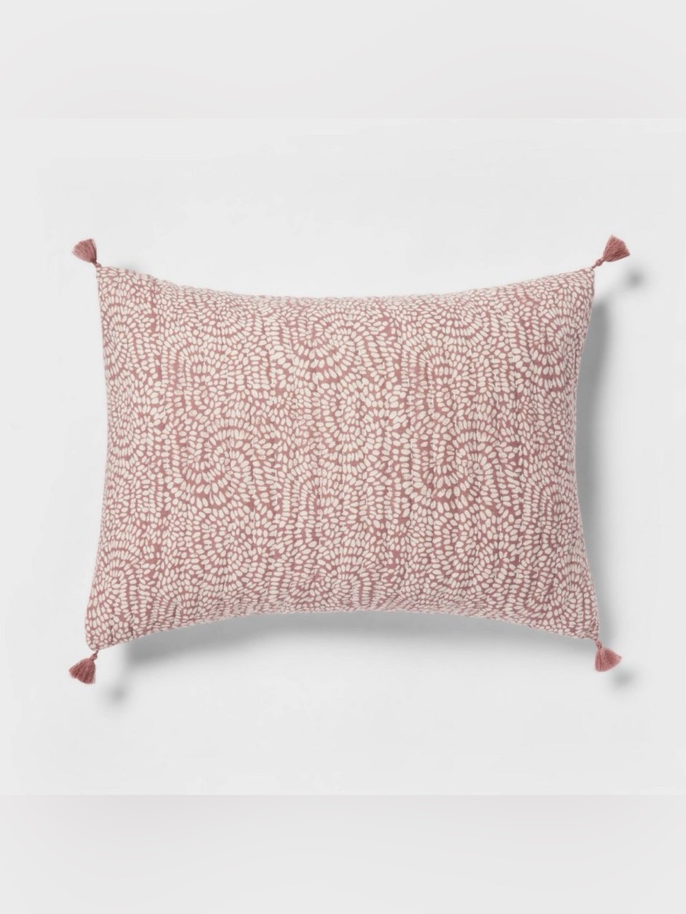 Threshold Standard Cotton Matelasse Pillow Sham 20x26